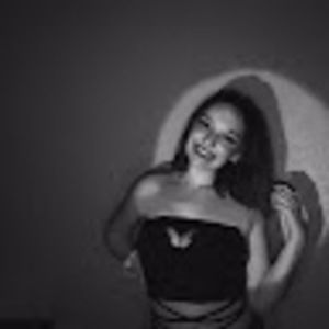 Meet your Posher, Synthia